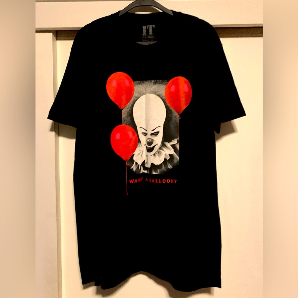 IT THE MOVIE , Pennywise T Shirt Size L Black Clown Balloon Horror